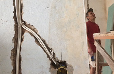 услуга электрика цены